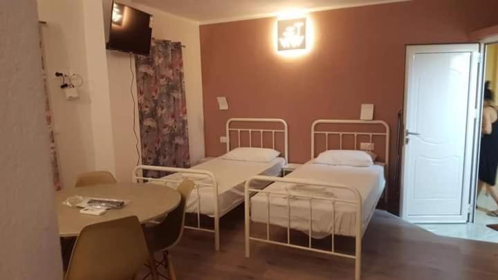 Perea White Suites Peraía Exteriör bild